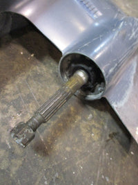 Load image into Gallery viewer, Yamaha 115hp 2 stroke outboard 25" lower unit
