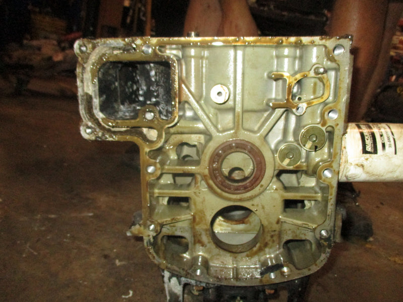 Suzuki DF 115 hp 4 stroke outboard crankcase block PARTS ONLY