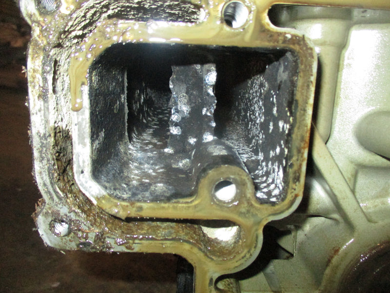 Suzuki DF 115 hp 4 stroke outboard crankcase block PARTS ONLY