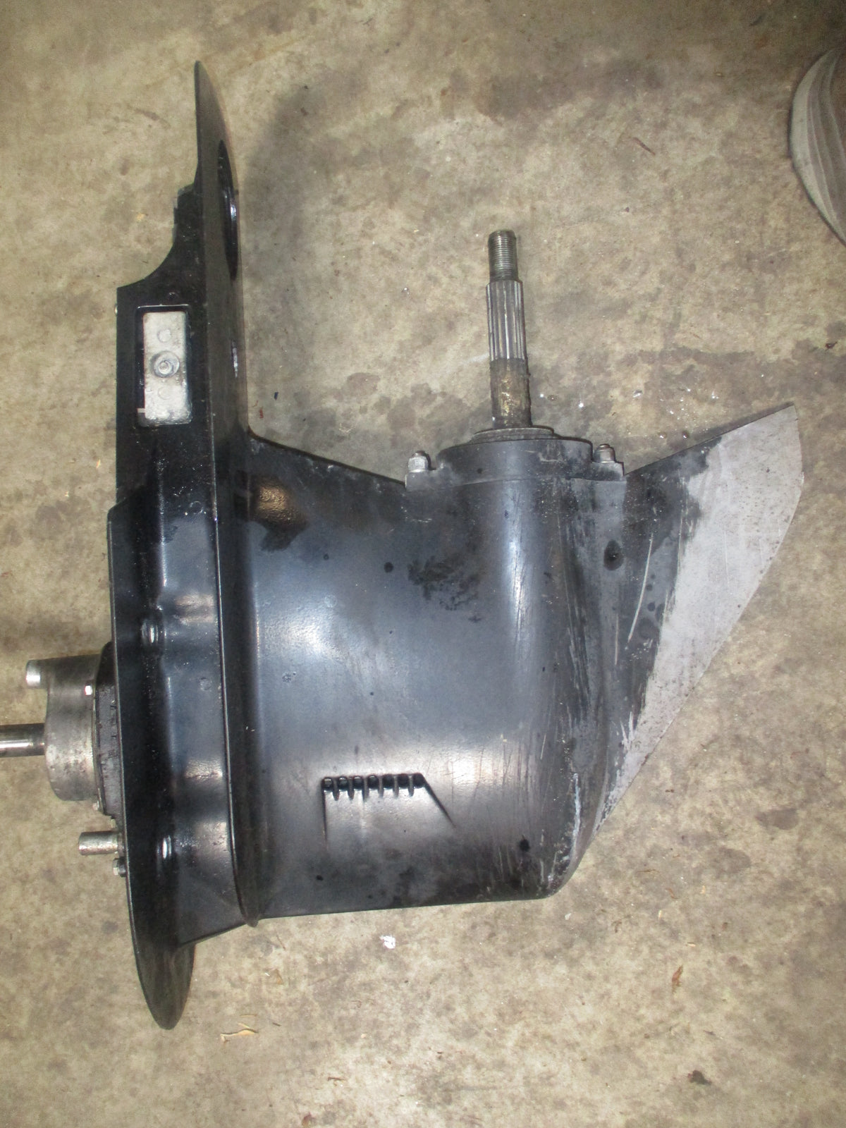 Mercury 90hp 2 stroke 3 cyl outboard 20" shaft lower unit