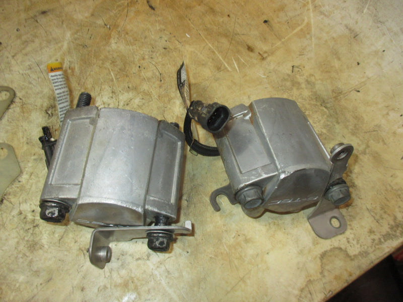 2007 Evinrude 50hp Etec Outboard Fuel Injector Set of 2 (353518) and (5006294)
