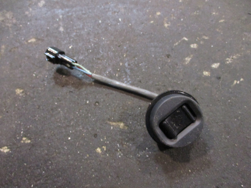 Yamaha 115hp 2 stroke outboard tilt trim switch (6R3-82563-00-00)