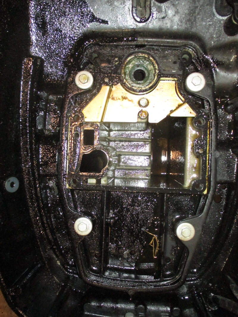 Mercury 15hp 4 stroke outboard short shaft midsection