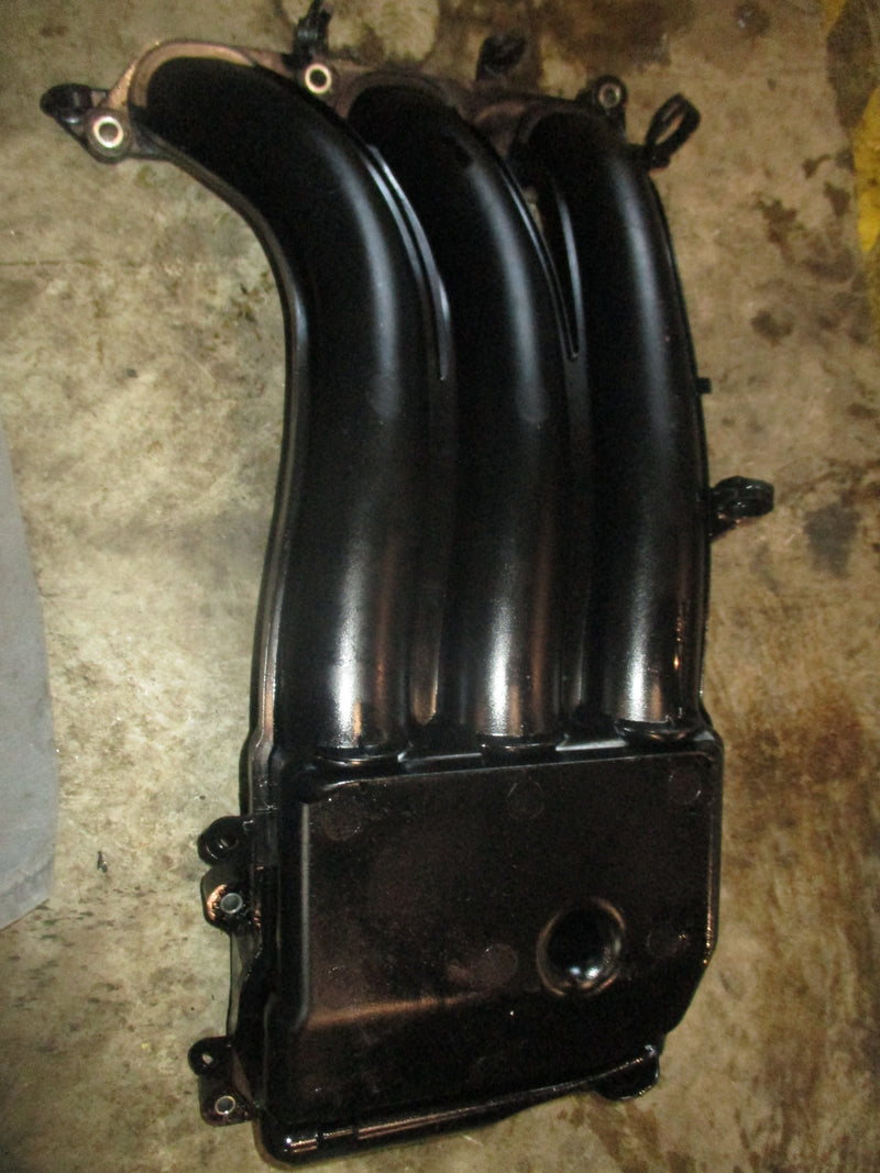 Yamaha 300hp outboard intake manifold (6CE-13641-00-00)