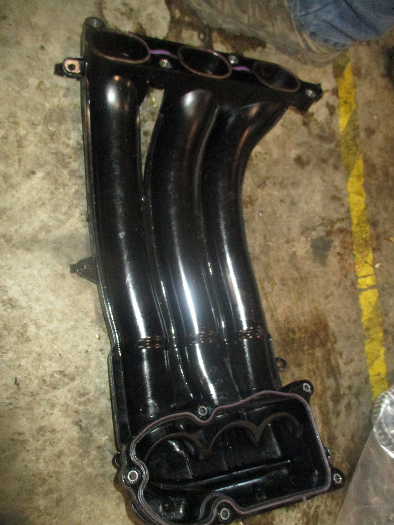 Yamaha 300hp outboard intake manifold (6CE-13641-00-00)