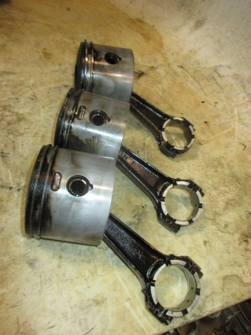 Evinrude 90hp Etec Outboard Piston and Rod Set of 3 (5005281)