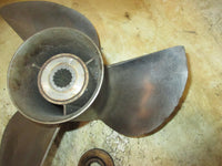 Load image into Gallery viewer, Yamaha 85hp 2 stroke outboard Stainless Steel Propeller 13 X 17-K
