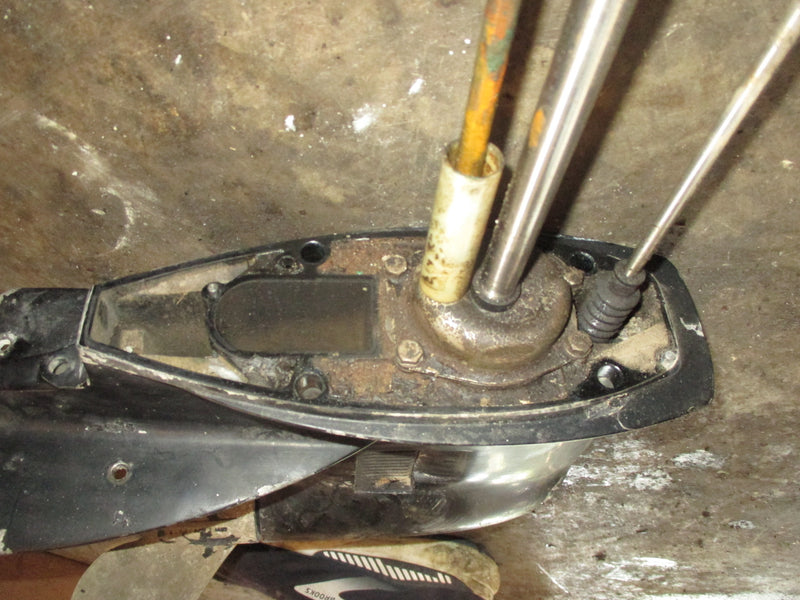 2005 Mercury 25hp 2 Stroke Outboard 20" Lower Unit