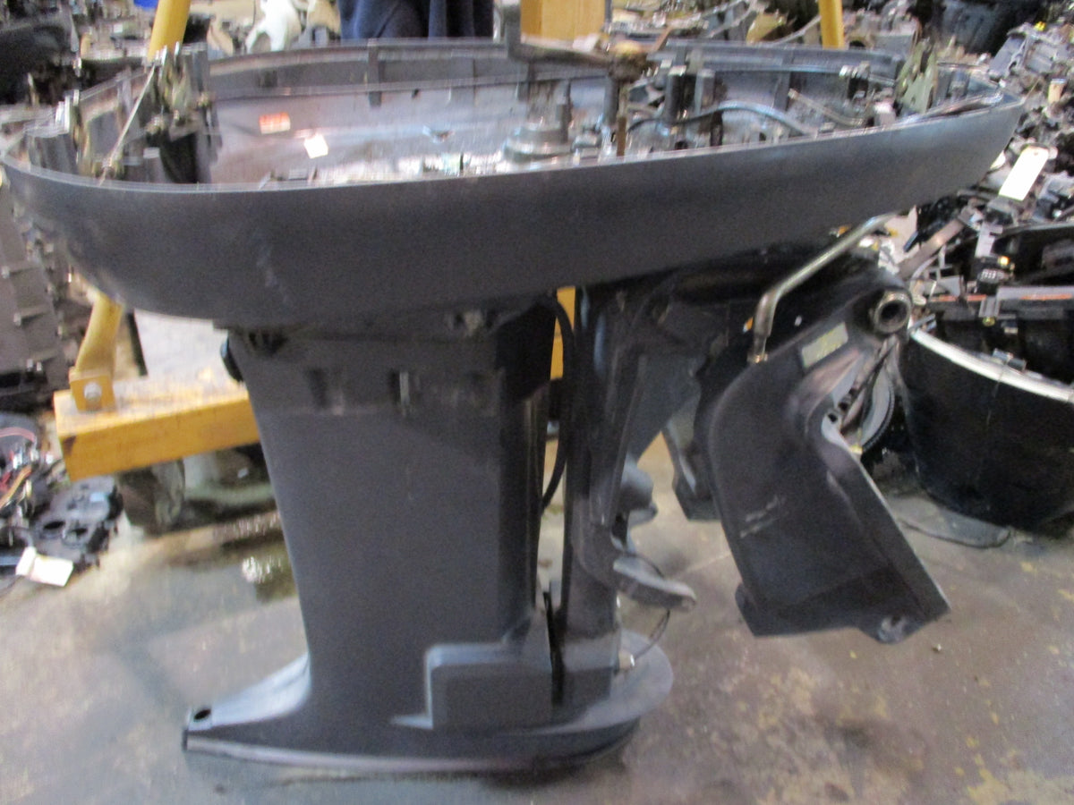 Yamaha 115hp 2 stroke outboard 25" midsection