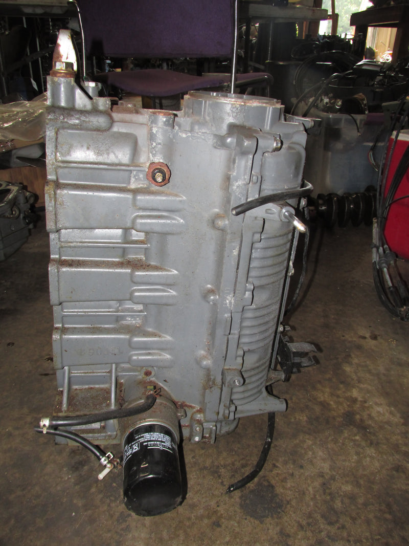 Suzuki DF140 140hp Outboard Crankcase Block