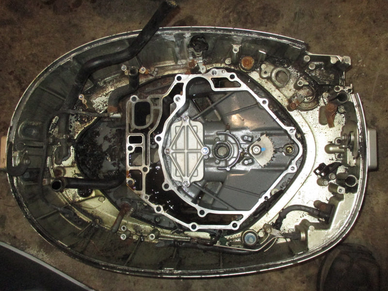 Honda BF90A 90hp 4 stroke outboard bottom cowling and engine holder