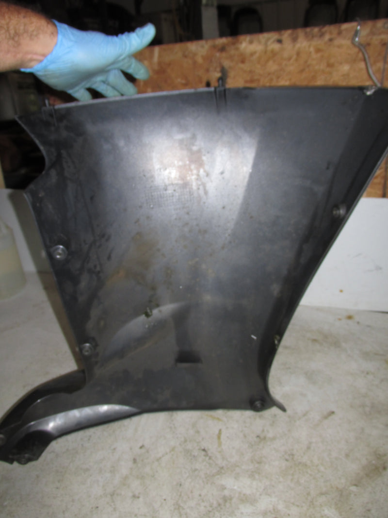 Yamaha 200hp 4 CYL 4 Stroke Outboard 25 inch Starboard midsection cover