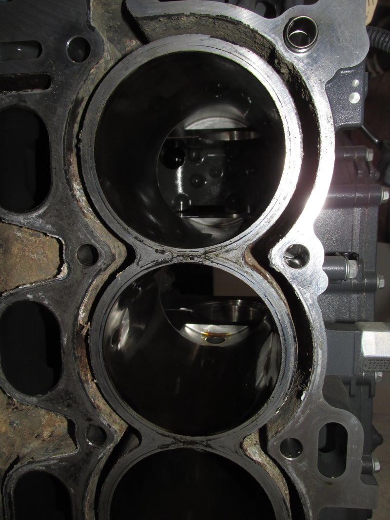 Yamaha 200hp 4 CYL 4 Stroke Outboard Crankcase block (6DA-15109-00-9S)