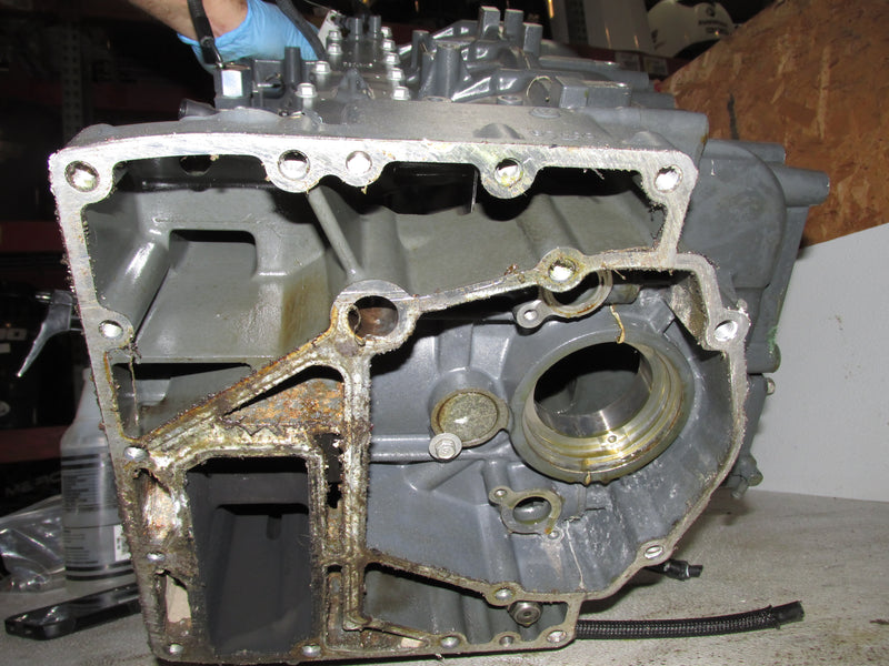 Yamaha 200hp 4 CYL 4 Stroke Outboard Crankcase block (6DA-15109-00-9S)