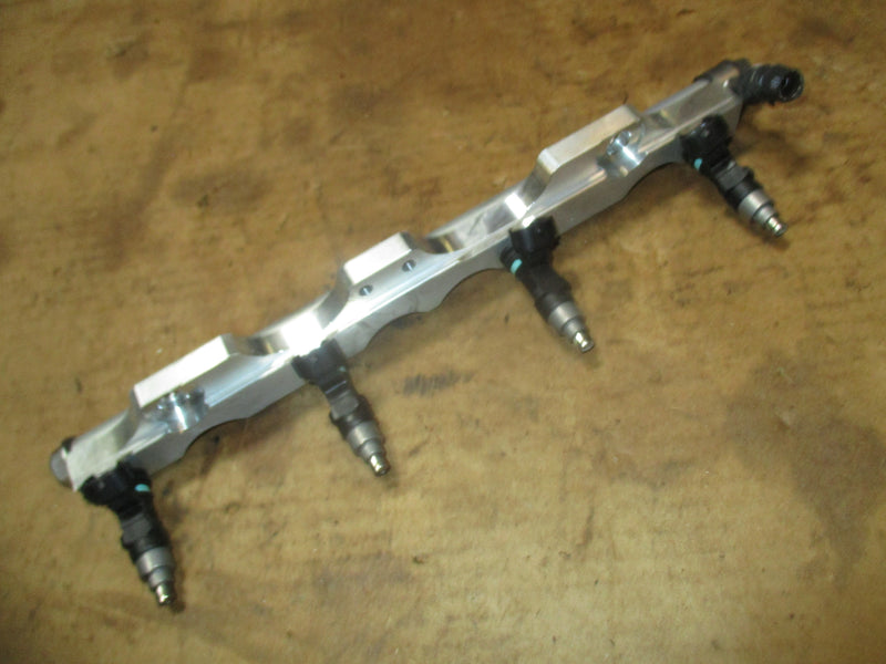 Suzuki DF 115 hp 4 stroke outboard fuel rain and injector