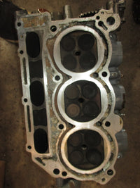 Load image into Gallery viewer, Suzuki DF225/250hp 4 Stroke Port Cylinder Head

