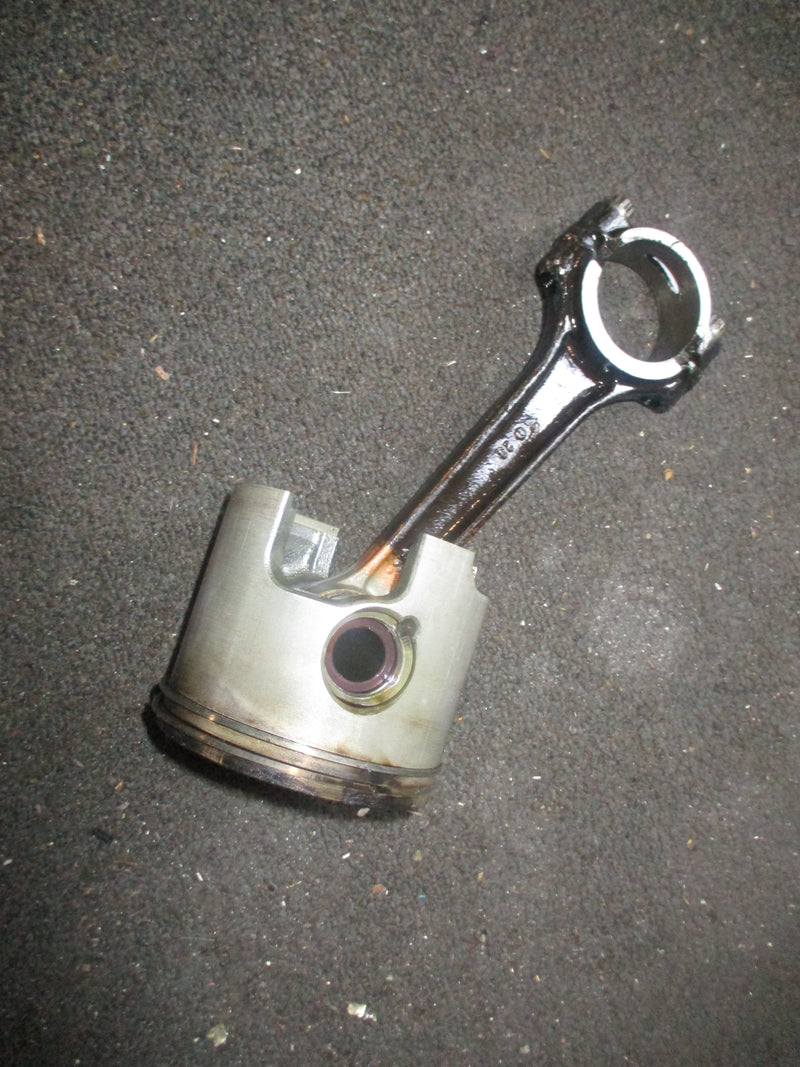 Mercury Optimax 225hp 2 stroke outboard starboard piston and rod (881055T3)