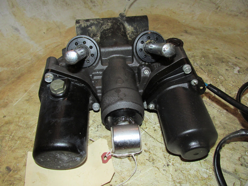 Yamaha 150hp 4 stroke Outboard Tilt trim unit (63P-13)