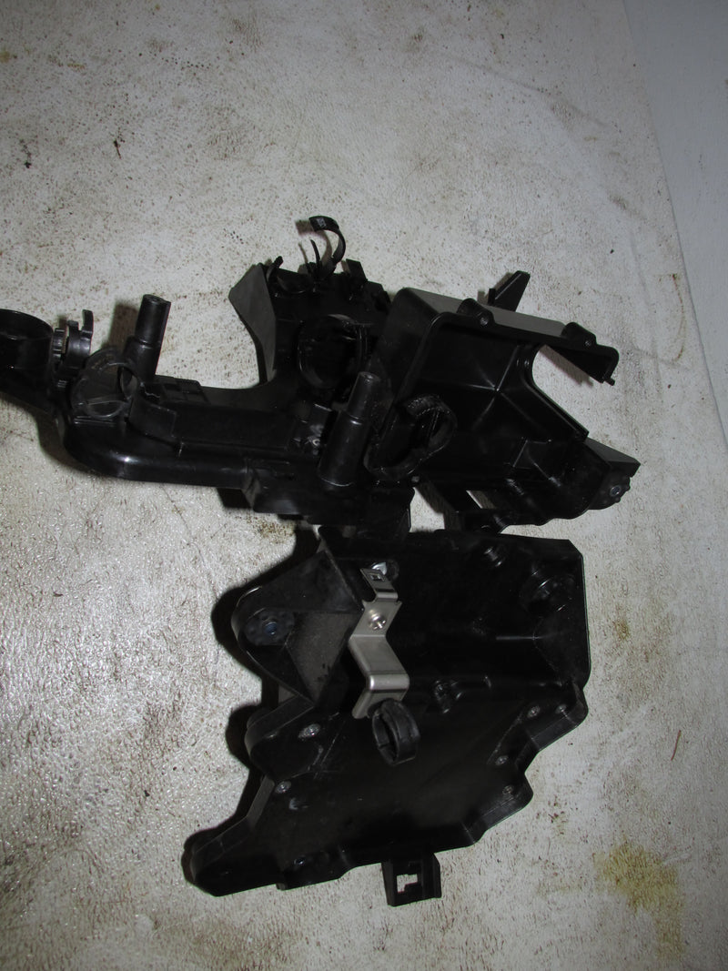 Yamaha 200hp 4 CYL 4 Stroke Outboard Electronics holder (6DA-81952-00-00)