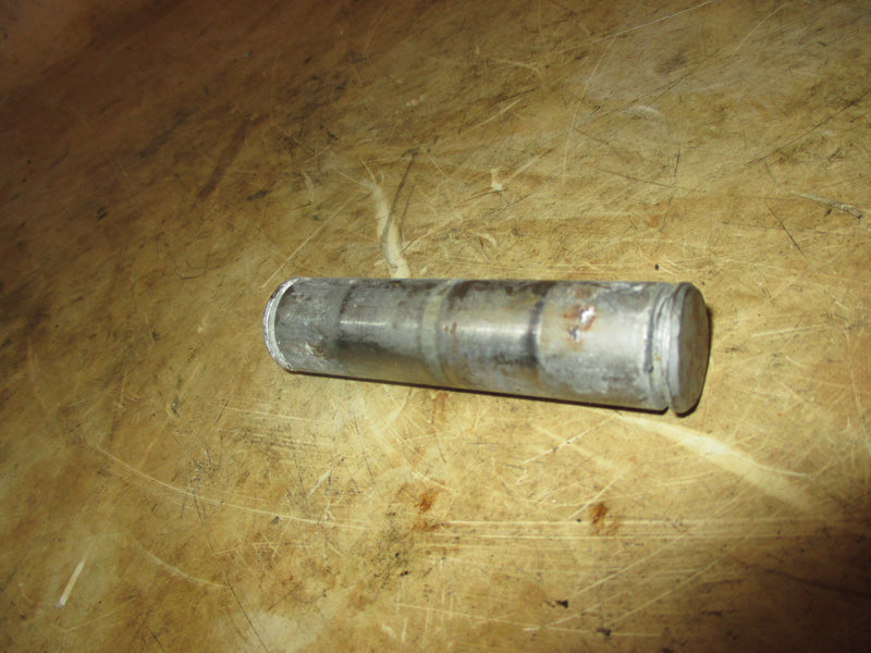 Honda BF90A 90hp 4 stroke outboard upper trim pin (56532-zz0-c00)