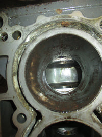 Load image into Gallery viewer, Suzuki DF90 outboard crankcase block
