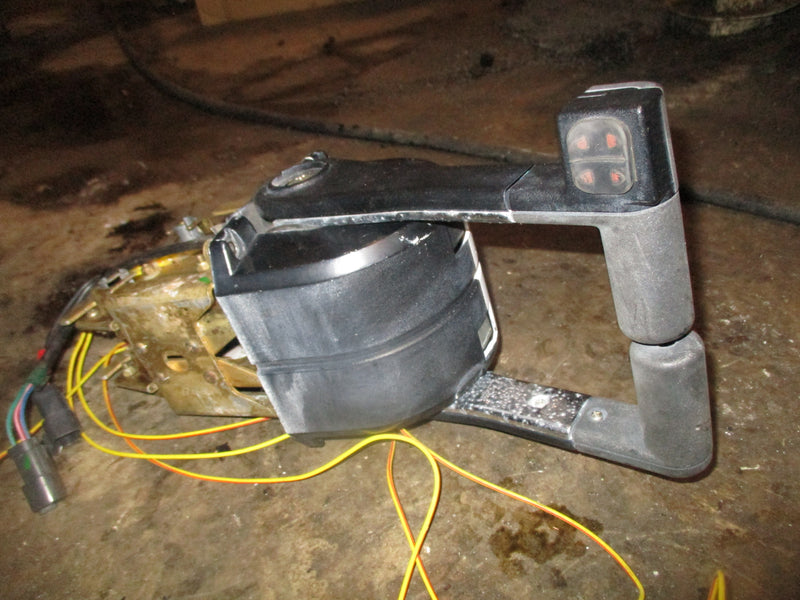 Johnson Evinrude BRP outboard dual top mount control box