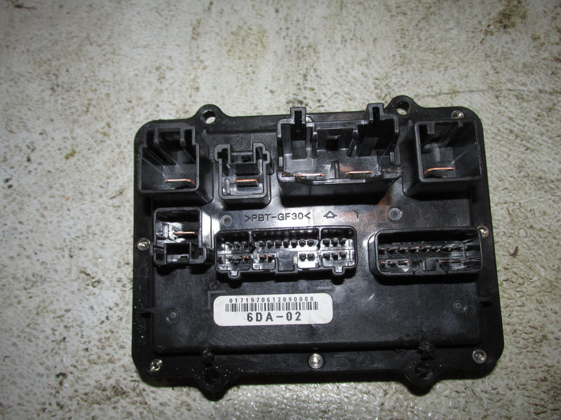 Yamaha 200hp 4 CYL 4 Stroke Outboard Fuse box (6DA-02)