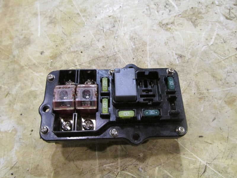 Yamaha 150hp 4 stroke Outboard Fuse box (63P-82170-02-00)