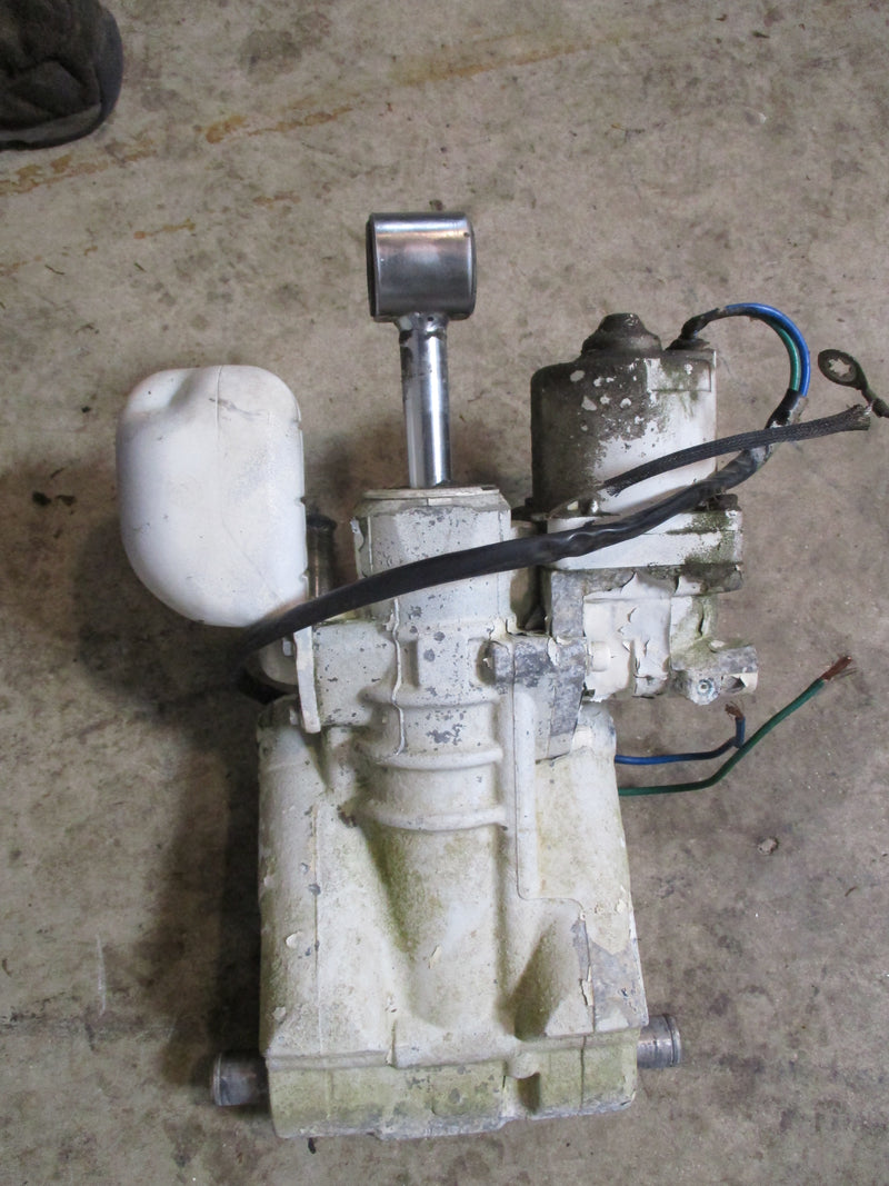 Johnson 115hp outboard tilt trim unit