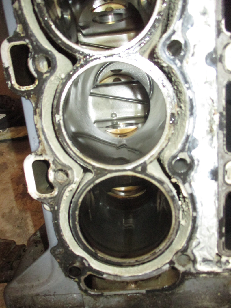 Yamaha 100hp 4 Stroke outboard crankcase block