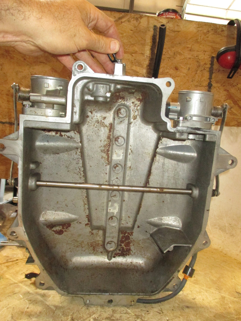 Suzuki DF225/250hp 4 Stroke Intake Collector Cover (13140-93J02)