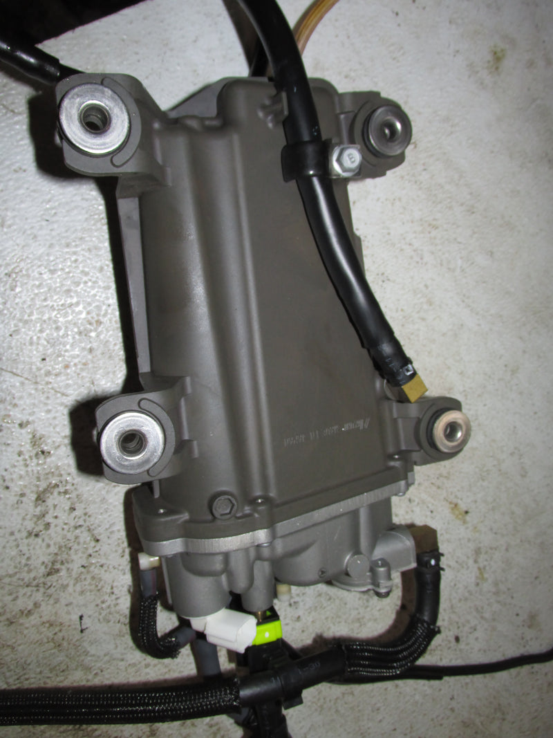 Yamaha 200hp 4 CYL 4 Stroke Outboard VST Fuel vapor separator (6DA-00)
