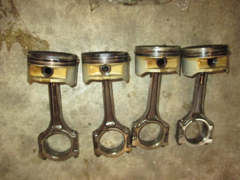 Yamaha 100hp 4 Stroke outboard piston and rod set (67F-00)