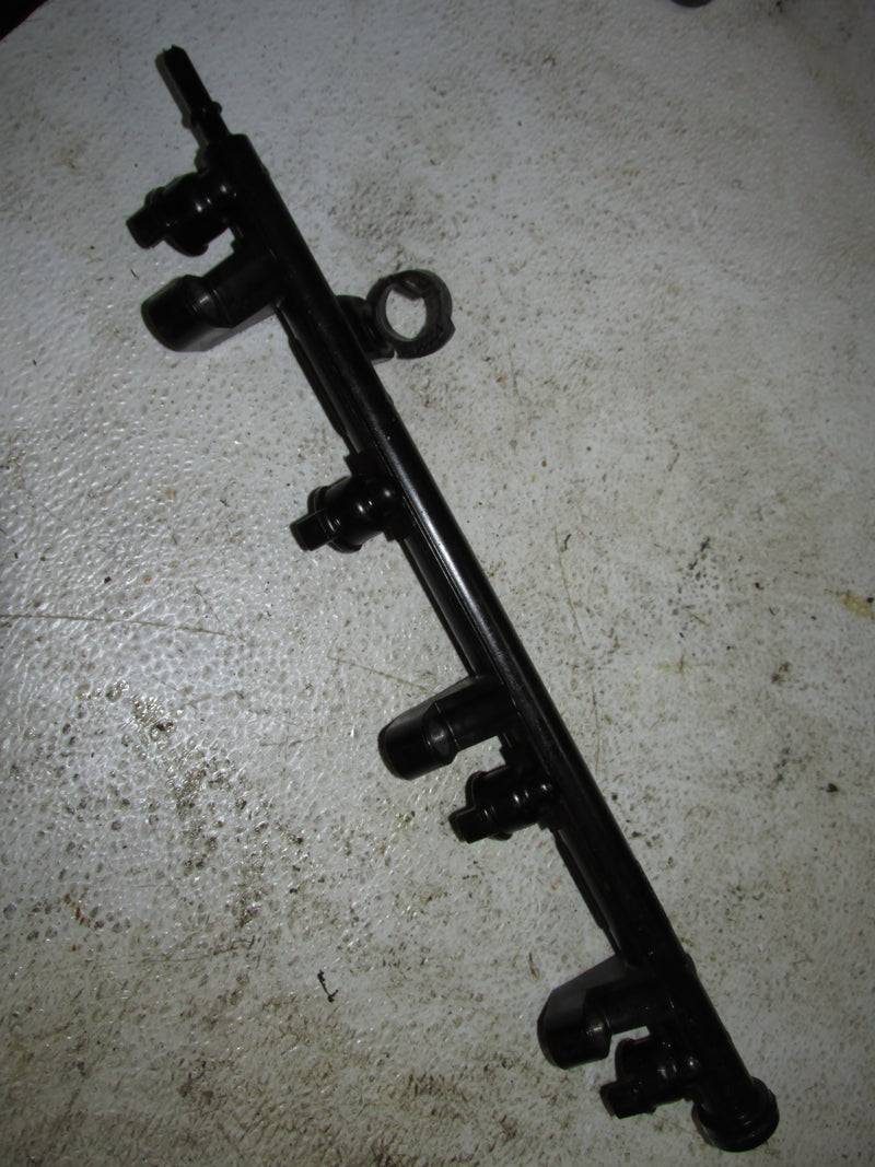 Yamaha 200hp 4 CYL 4 Stroke Outboard Fuel Rail (6DA-13751-00-00)