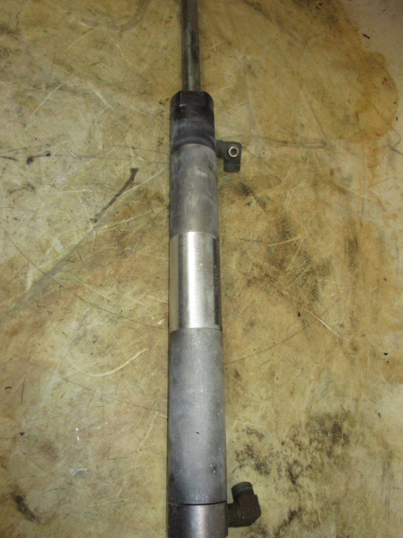 Outboard Seastar hydraulic steering cylinder HC5370-71