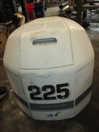 Load image into Gallery viewer, Johnson 225hp Ocean Runner 2 Stroke outboard Top Cowling
