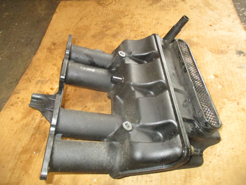 Yamaha 115hp 4 stroke outboard intake silencer (68V-14440-00-00)