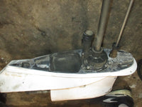 Load image into Gallery viewer, Johnson 200hp Ocean Runner 2 Stroke outboard 25-inch shaft lower unit
