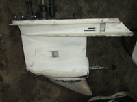 Load image into Gallery viewer, Johnson 200hp Ocean Runner 2 Stroke outboard 25-inch shaft lower unit
