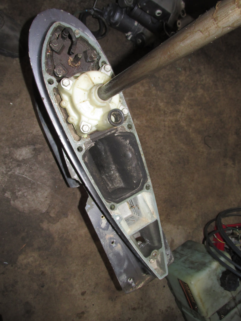 Yamaha 130hp 2 Stroke outboard 20" shaft Lower Unit
