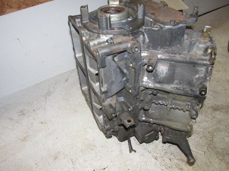 Yamaha 130hp 2 Stroke outboard Crankcase Block (6N7)