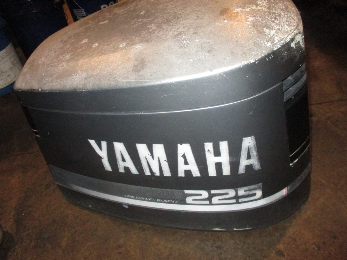 Yamaha 225hp precession blend 2 stroke outboard top cowling