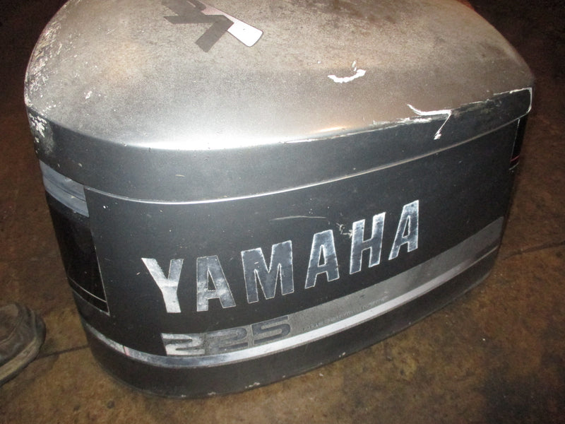 Yamaha 225hp 2.6L precession blend 2 stroke outboard top cowling