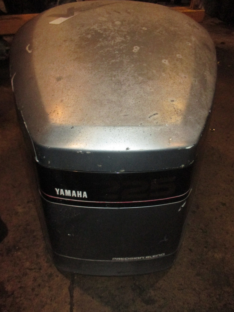 Yamaha 225hp 2.6L precession blend 2 stroke outboard top cowling