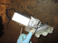 Load image into Gallery viewer, Yamaha 225hp precession blend 2 stroke outboard tilt trim unit
