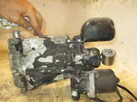 Load image into Gallery viewer, Johnson 200hp Ocean Runner 2 Stroke outboard Tilt Trim Unit
