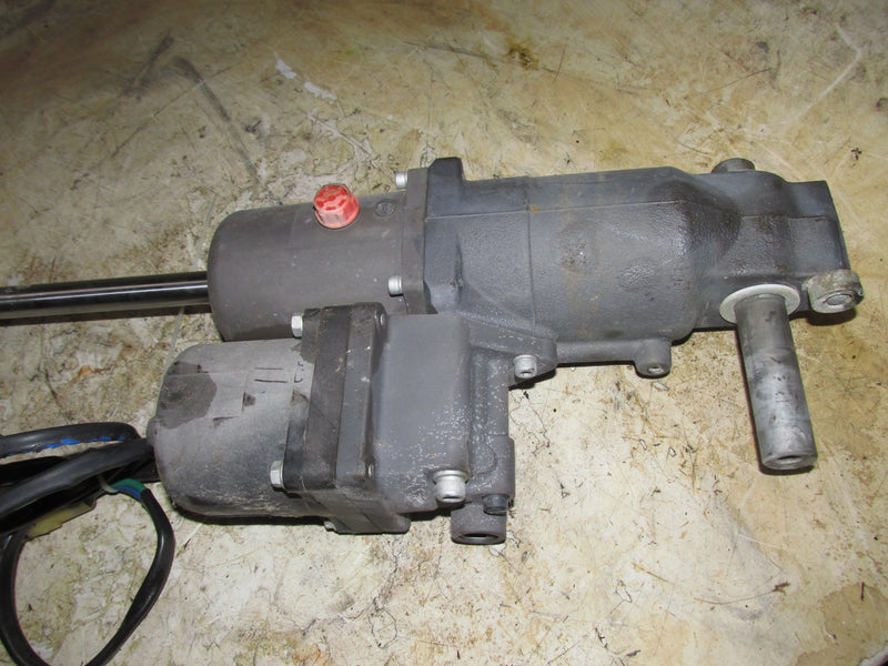 Suzuki DF90 90hp outboard Tilt trim unit (48400-90J00)