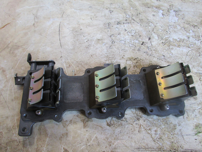 Yamaha 90hp 2 Stroke Outboard Intake Manifold and Reeds (6H1-13641-02-94)