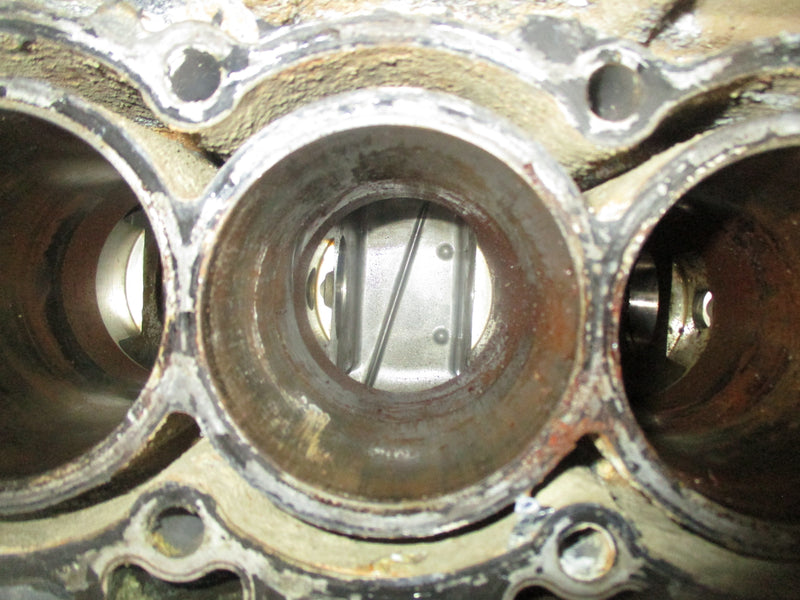 Yamaha 115hp 4 stroke outboard crankcase block