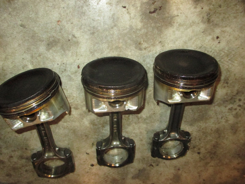 Johnson/Suzuki 140hp 4 stroke outboard piston and rod set of 3